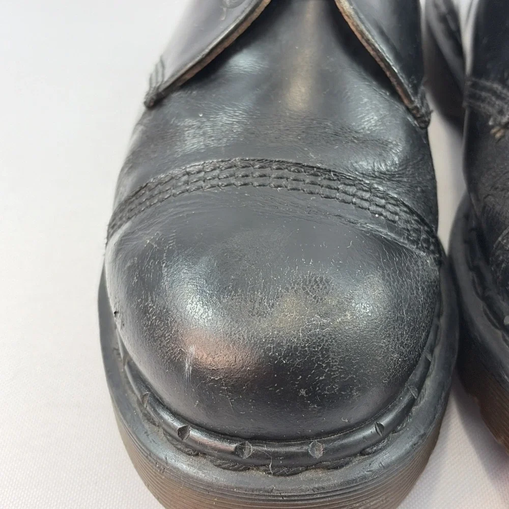 Vintage Dr. Martens Made In England 8266 Cap Toe Shoes Men's Sz UK9 US10 Leather